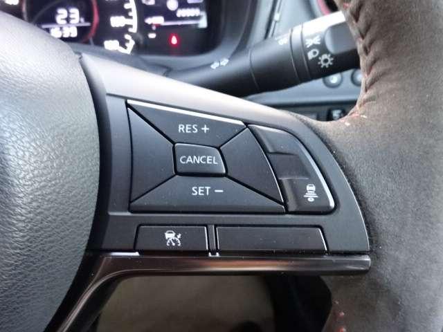 ノート 1.2 e-POWER NISMO S AVM クルコン スマートミラー 車検整備 スマートキー&プッシュスタート LEDランプ 盗難防止装置 Rカメラ LKA サイドカメラ 点検記録簿 メモリーナビ付き ワンセグテレビ パワーウィンドウ エアバッグ ナビTV ABS オートエアコン(9枚目)