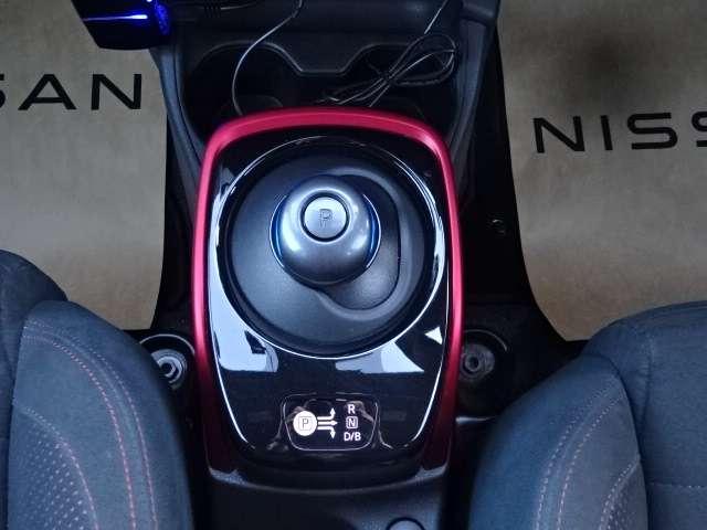 ノート 1.2 e-POWER NISMO S AVM クルコン スマートミラー 車検整備 スマートキー&プッシュスタート LEDランプ 盗難防止装置 Rカメラ LKA サイドカメラ 点検記録簿 メモリーナビ付き ワンセグテレビ パワーウィンドウ エアバッグ ナビTV ABS オートエアコン(12枚目)