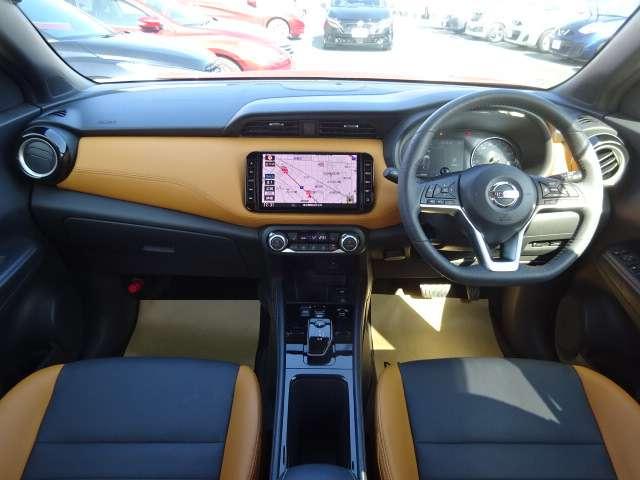 キックス １．２　Ｘ　ツートーン　インテリアエディション　（ｅ－ＰＯＷＥＲ）　プロパイ　スマートミラー　シートヒーター　レーダークルーズ　被害軽減ブレーキ　ＬＥＤヘッドライト　アラウンドビューモニター　インテリジェントキー　ドラレコ　ＥＴＣ　メモリ－ナビ　エアコン　パワステ　キーレス　パワーウィンドウ　ＡＢＳ　車線逸脱（4枚目）