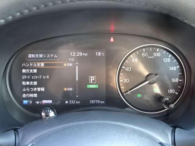 キックス １．２　Ｘ　ツートーン　インテリアエディション　（ｅ－ＰＯＷＥＲ）　プロパイ　スマートミラー　シートヒーター　レーダークルーズ　被害軽減ブレーキ　ＬＥＤヘッドライト　アラウンドビューモニター　インテリジェントキー　ドラレコ　ＥＴＣ　メモリ－ナビ　エアコン　パワステ　キーレス　パワーウィンドウ　ＡＢＳ　車線逸脱（6枚目）