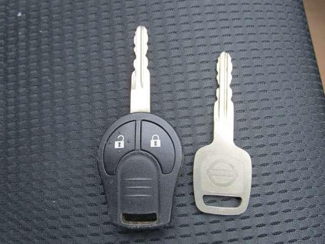 ＮＶ１５０ＡＤ １．５　ＶＥ　エマブレ　踏間違防止　車線逸脱警　車検　エマージェンシーブレーキ　パワーウインドウ　ＰＳ　キーレス　車線逸脱警報　エアバッグ　運転席助手席エアバック　エアコン　ＡＢＳ（7枚目）