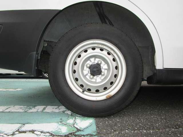 ＮＶ１５０ＡＤ １．５　ＶＥ　エマブレ　踏間違防止　車線逸脱警　車検　エマージェンシーブレーキ　パワーウインドウ　ＰＳ　キーレス　車線逸脱警報　エアバッグ　運転席助手席エアバック　エアコン　ＡＢＳ（8枚目）