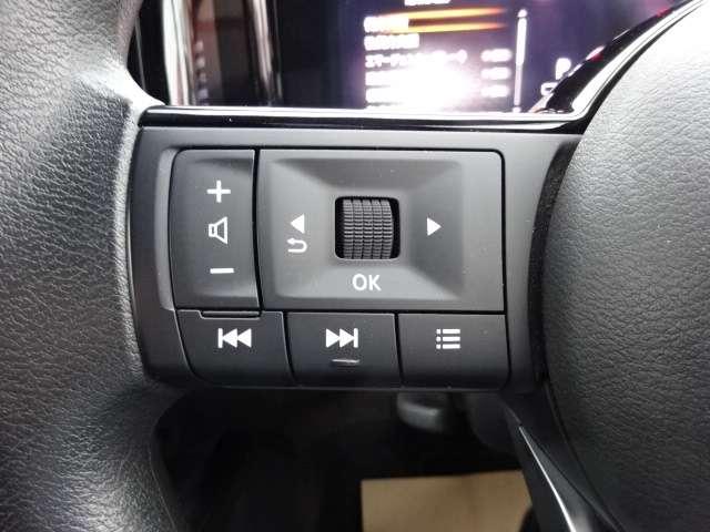 ノート １．２　Ｘ　コネクトナビスマートミラー　新車保証継承　リアカメラ　衝突被害軽減ブレ－キ　全方位カメラ　ＬＥＤヘッドライト　レーンアシスト　インテリジェントキー　ワンオーナー　ドラレコ　整備記録簿　盗難防止システム　ワンセグＴＶ　ＴＶナビ　サイドカメラ（9枚目）