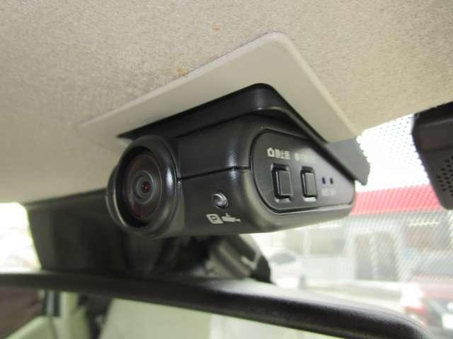 デイズ 660 X 社有車 デカナビ バックカメラ 保証継承 踏み間違え防止 禁煙 スマートキー イモビライザー バックカメラ 1オーナー レーンキープ ドライブレコーダー キーレス フルオートエアコン ナビTV WAB 記録簿 運転席エアバック PS ABS(7枚目)