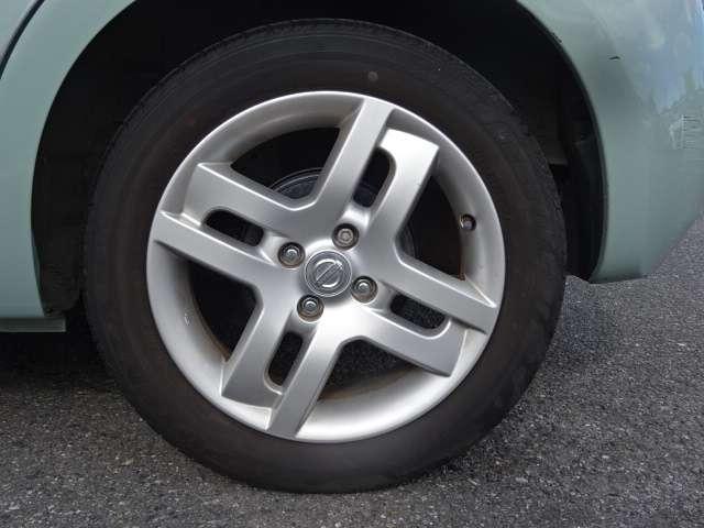 キューブ 1.5 15G コダワリブラウンインテリア ナビ 車検 カーテンエアバッグ Bカメラ ISTOP Wエアバック ETC メモリーナビ ABS オートエアコン キーフリー 運転席エアバッグ アルミホイール ナビテレビ75年おススメ車(15枚目)