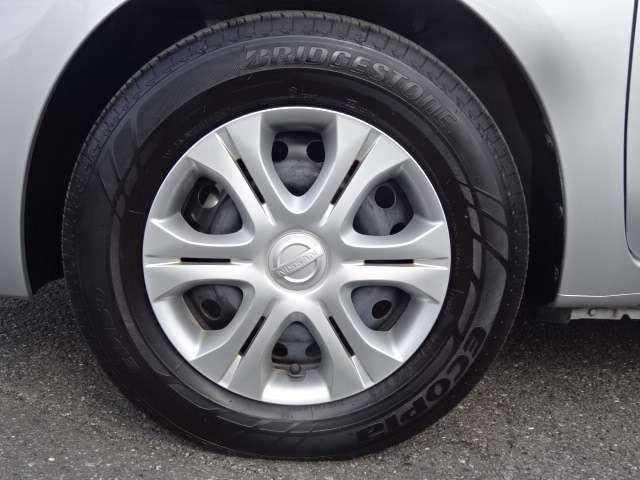 マーチ １．２　Ｓ　メモリーナビ　バックカメラ　禁煙　車検整備　メンテナンスノート　衝突軽減ブレーキ　レーンキープアシスト　１オーナ－　運転席助手席エアバック　キーレス　バックモニター　禁煙車　ＥＴＣ　パワーウインド　メモリーナビゲーション　オートエアコン　ＰＳ（11枚目）