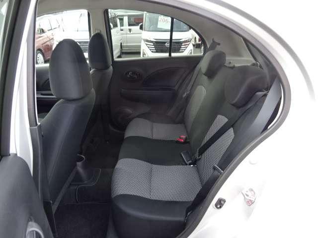 マーチ １．２　Ｓ　メモリーナビ　バックカメラ　禁煙　車検整備　メンテナンスノート　衝突軽減ブレーキ　レーンキープアシスト　１オーナ－　運転席助手席エアバック　キーレス　バックモニター　禁煙車　ＥＴＣ　パワーウインド　メモリーナビゲーション　オートエアコン　ＰＳ（16枚目）