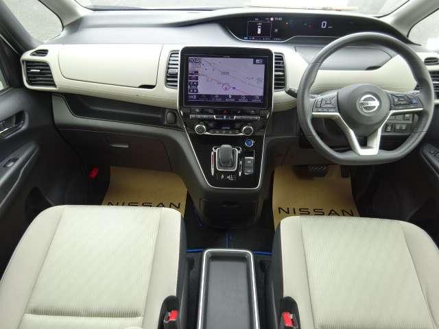 セレナ １．２　ｅ－ＰＯＷＥＲ　ハイウェイスター　Ｖ　両側ＡＳＤ　ＡＶＭ　社外ナビ　雹害有　３６０°カメラ　エマジェンシーブレーキ　１オナ　パーキングアシスト　スマキー　バックカメラ　ＬＥＤ　レーンアシスト　点検記録簿付　ＥＴＣ　ドラレコ　イモビ　サイドカーテンエアバック　フルオートエアコン（4枚目）