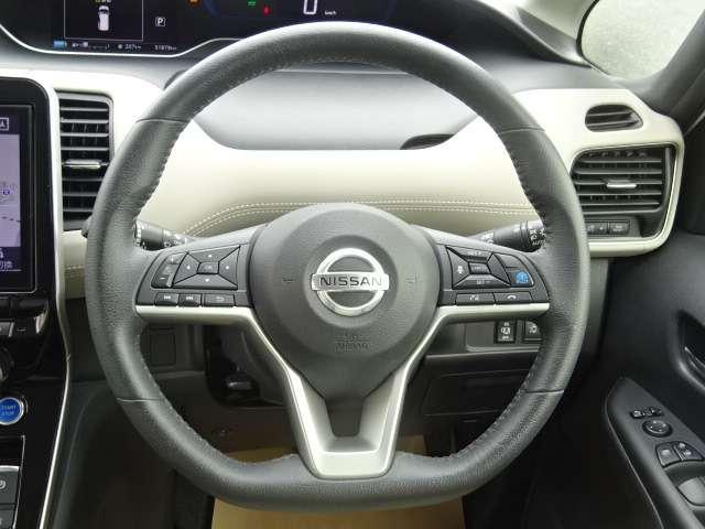 セレナ １．２　ｅ－ＰＯＷＥＲ　ハイウェイスター　Ｖ　両側ＡＳＤ　ＡＶＭ　社外ナビ　雹害有　３６０°カメラ　エマジェンシーブレーキ　１オナ　パーキングアシスト　スマキー　バックカメラ　ＬＥＤ　レーンアシスト　点検記録簿付　ＥＴＣ　ドラレコ　イモビ　サイドカーテンエアバック　フルオートエアコン（5枚目）