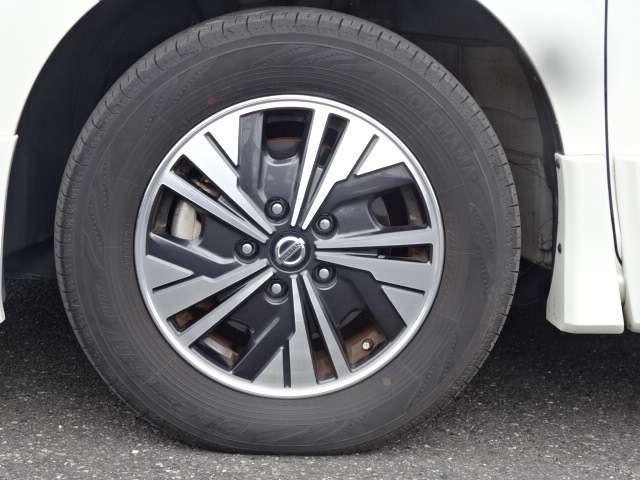 セレナ １．２　ｅ－ＰＯＷＥＲ　ハイウェイスター　Ｖ　両側ＡＳＤ　ＡＶＭ　社外ナビ　雹害有　３６０°カメラ　エマジェンシーブレーキ　１オナ　パーキングアシスト　スマキー　バックカメラ　ＬＥＤ　レーンアシスト　点検記録簿付　ＥＴＣ　ドラレコ　イモビ　サイドカーテンエアバック　フルオートエアコン（18枚目）