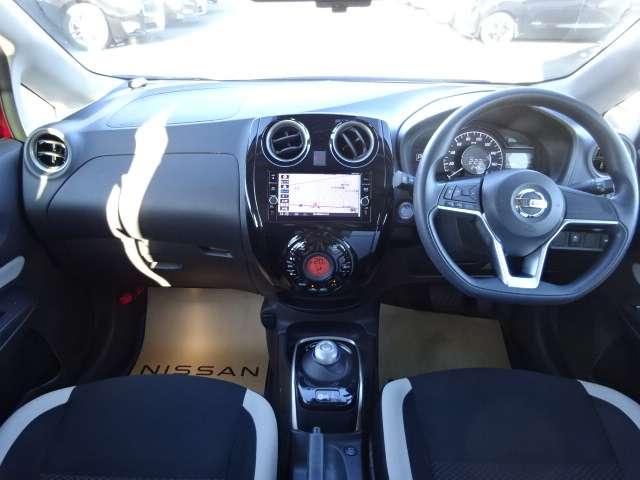 ノート 1.2 e-POWER X AVM ナビ スマートミラードラレコ 車検 360°カメラ 記録簿付 Rカメラ 運転席助手席エアバック レーンキープ AUTOエアコン 1オーナー 盗難防止システム ナビTV AW サイドカメラ 運転席エアバッグ キーレスエントリー ドラレコ(4枚目)