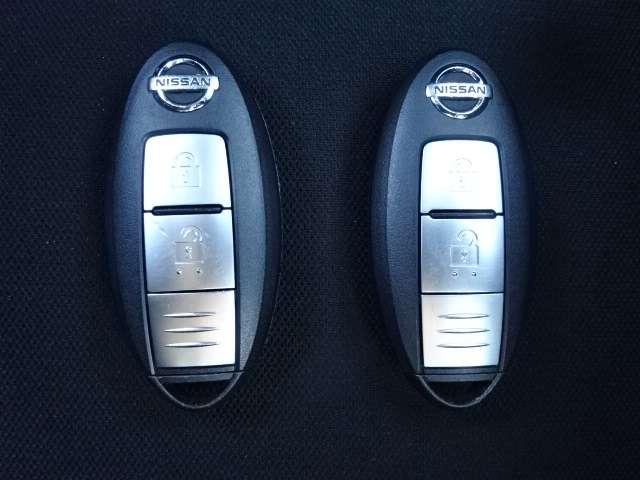 ノート 1.2 e-POWER X AVM ナビ スマートミラードラレコ 車検 360°カメラ 記録簿付 Rカメラ 運転席助手席エアバック レーンキープ AUTOエアコン 1オーナー 盗難防止システム ナビTV AW サイドカメラ 運転席エアバッグ キーレスエントリー ドラレコ(14枚目)