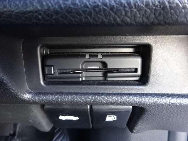 エクストレイル ２．０　２０Ｘｉ　２列車　４ＷＤ　プロパイ　デカナビ　ＡＶＭ　防水シート　保証　セキュリティ　リアカメラ　ワンオナ　追従クルーズ　ＬＥＤ　ドライブレコーダ　インテリジェントキー　ＬＤＷ　サイドカメラ　ＥＴＣ　Ａストップ　ＡＡＣ　ナビ＆ＴＶ　メモリーナビ　キーフリー　アルミホイール（14枚目）