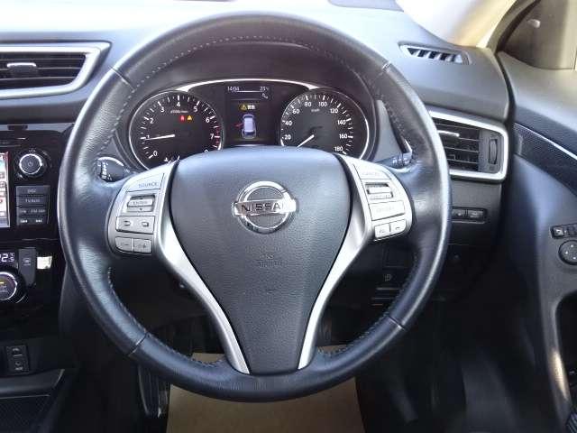 エクストレイル ２．０　２０Ｘ　２列車　４ＷＤ　コネクトナビ　クルコン　シートヒーター　フルタイム４ＷＤ　盗難防止システム　バックモニター　オートエアコン　ナビ＆ＴＶ　スマ－トキ－　アルミ　ワンオーナー車　ＥＴＣ付　ＰＳ　メモリーナビゲーション　パワーウィンドウ　アイドリングＳ　ＡＢＳ（5枚目）