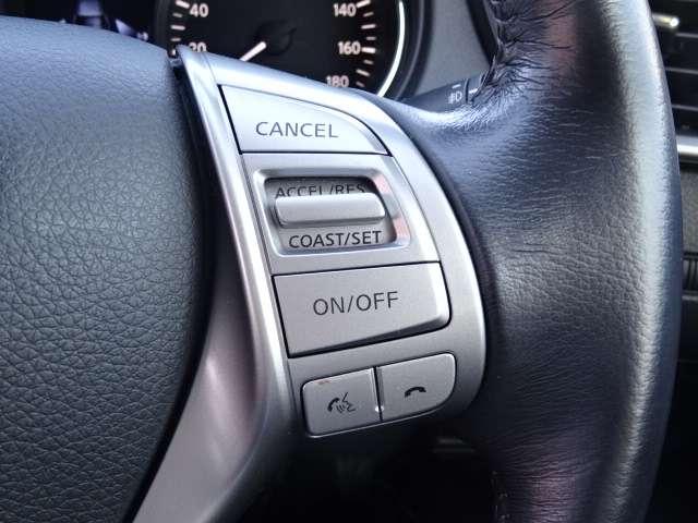 エクストレイル ２．０　２０Ｘ　２列車　４ＷＤ　コネクトナビ　クルコン　シートヒーター　フルタイム４ＷＤ　盗難防止システム　バックモニター　オートエアコン　ナビ＆ＴＶ　スマ－トキ－　アルミ　ワンオーナー車　ＥＴＣ付　ＰＳ　メモリーナビゲーション　パワーウィンドウ　アイドリングＳ　ＡＢＳ（10枚目）