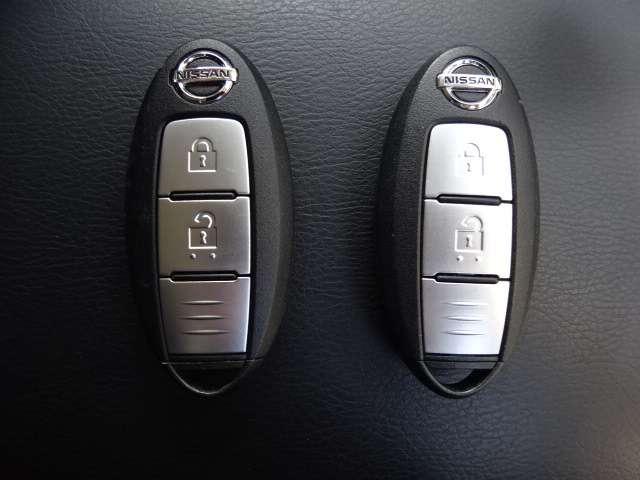 エクストレイル ２．０　２０Ｘ　２列車　４ＷＤ　コネクトナビ　クルコン　シートヒーター　フルタイム４ＷＤ　盗難防止システム　バックモニター　オートエアコン　ナビ＆ＴＶ　スマ－トキ－　アルミ　ワンオーナー車　ＥＴＣ付　ＰＳ　メモリーナビゲーション　パワーウィンドウ　アイドリングＳ　ＡＢＳ（13枚目）