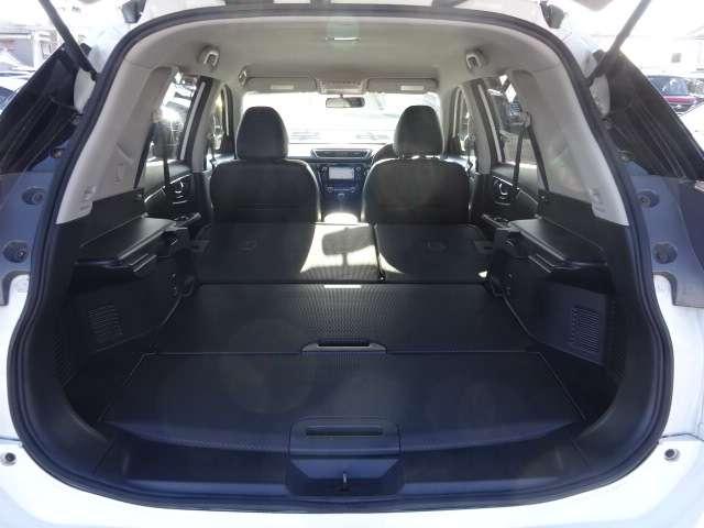 エクストレイル ２．０　２０Ｘ　２列車　４ＷＤ　コネクトナビ　クルコン　シートヒーター　フルタイム４ＷＤ　盗難防止システム　バックモニター　オートエアコン　ナビ＆ＴＶ　スマ－トキ－　アルミ　ワンオーナー車　ＥＴＣ付　ＰＳ　メモリーナビゲーション　パワーウィンドウ　アイドリングＳ　ＡＢＳ（19枚目）