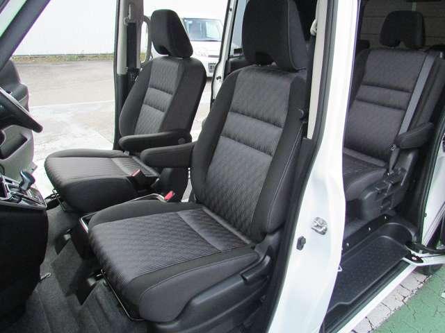 セレナ １．２　ｅ－ＰＯＷＥＲ　ハイウェイスター　Ｖ　セーフティパックＡ・ステアリングヒーター　３６０°カメラ　エマジェンシーブレーキ　１オナ　寒冷地仕様　スマキー　バックカメラ　禁煙　ＬＥＤ　レーンアシスト　点検記録簿付　ＥＴＣ　ドラレコ　イモビ　サイドカーテンエアバック　フルオートエアコン（14枚目）