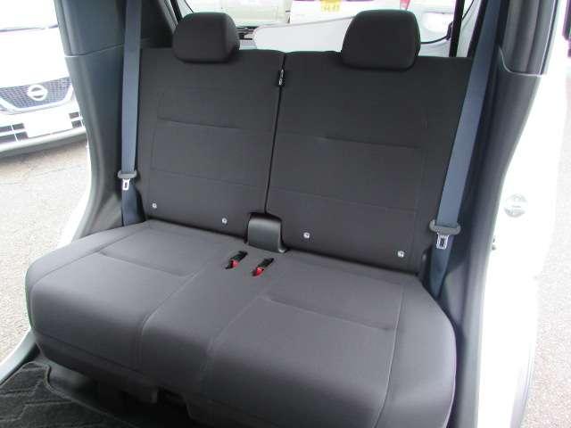 サクラ Ｘ　当社試乗車・ＳＯＳコールスイッチ　アラウンドヴューモニター　運転席エアバック　ＡＡＣ　ＬＥＤヘッドランプ　試乗車　スマートキー　レーンアシスト　ＥＴＣ　盗難防止システム　禁煙車　キーレスエントリー　ワンオーナー　バックモニター　ＡＢＳ（13枚目）