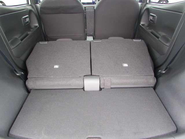 サクラ Ｘ　当社試乗車・ＳＯＳコールスイッチ　アラウンドヴューモニター　運転席エアバック　ＡＡＣ　ＬＥＤヘッドランプ　試乗車　スマートキー　レーンアシスト　ＥＴＣ　盗難防止システム　禁煙車　キーレスエントリー　ワンオーナー　バックモニター　ＡＢＳ（17枚目）