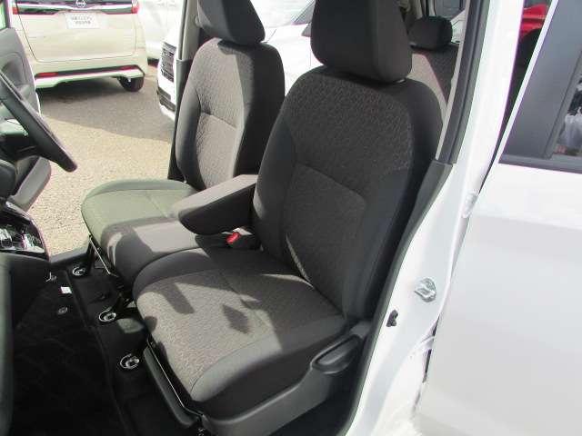 デイズ 660 ハイウェイスターX プロパイロット エディション 当社試乗車・SOSコールスイッチ スマートキー&プッシュスタート テレビ レーダークルーズ 盗難防止装置 ワンオ-ナ- アイドリングストップ LKAS パワーステアリング オートエアコン Bカメラ ワンセグ キーフリーシステム ABS(12枚目)