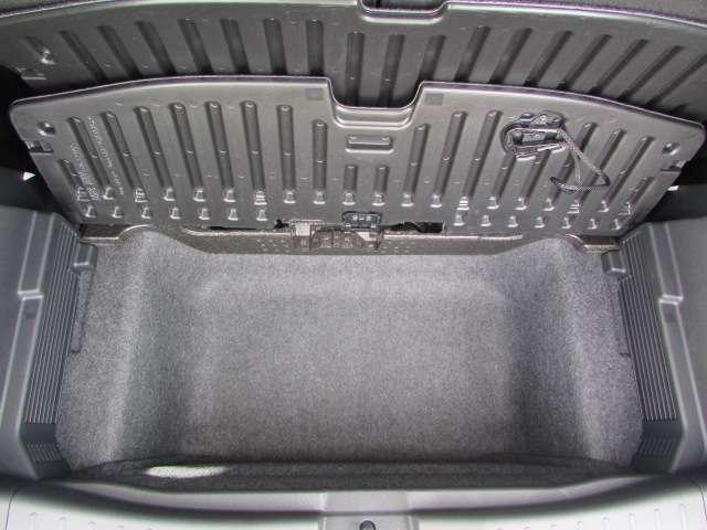 デイズ 660 ハイウェイスターX プロパイロット エディション 当社試乗車・SOSコールスイッチ スマートキー&プッシュスタート テレビ レーダークルーズ 盗難防止装置 ワンオ-ナ- アイドリングストップ LKAS パワーステアリング オートエアコン Bカメラ ワンセグ キーフリーシステム ABS(16枚目)