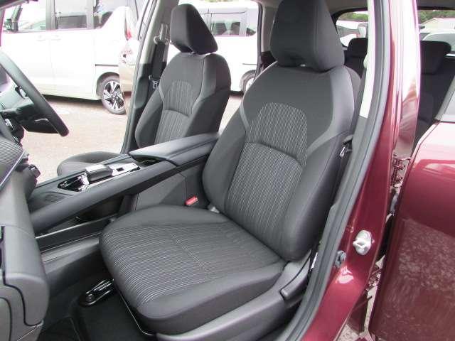 ノート 1.2 X 当社試乗車・ワイヤレス充電器 衝突被害軽減ブレ-キ 踏み間違い防止装置 全方位カメラ ETC2.0 禁煙車 LEDヘッドライト プロパイロット レーンアシスト インテリジェントキー ワンオーナー フルセグTV スマートミラー(17枚目)