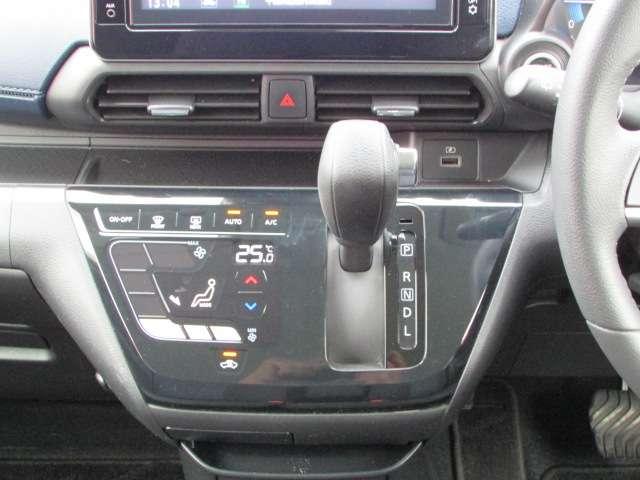 デイズ 660 ハイウェイスターX SOSコールスイッチ ブレーキサポート 禁煙 全周囲カメラ LED ドライブレコーダー イモビライザー インテリジェントキー ETC レーンキープ バックカメラ ナビTV アイドリングストップ オートエアコン 記録簿(9枚目)