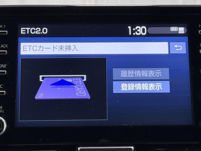 ハイブリッドＧ　衝突軽減システム　スマートキー　Ｉストップ　ＥＴＣ　バックガイドモニター　１００Ｖ電源　クルーズコントロール　ワイヤレスキー　メモリーナビ　横滑り防止機能　記録簿　ナビ　ＡＢＳ　盗難防止システム(7枚目)