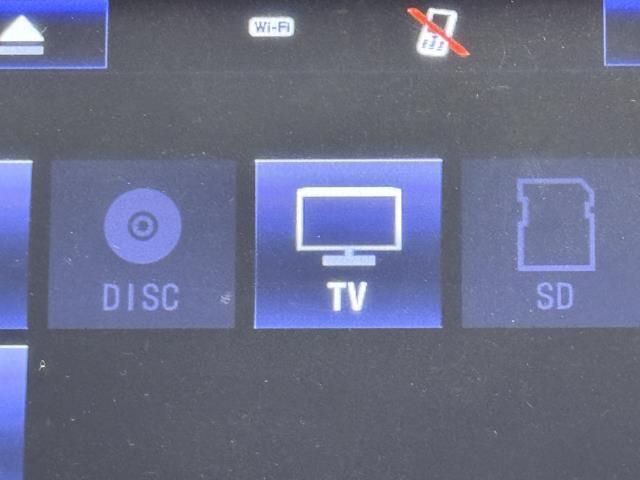 カローラフィールダー １．５Ｇ　地デジＴＶ　整備記録簿　イモビライザー　ＤＶＤ　ナビ＆ＴＶ　衝突被害軽減ブレーキ　バックモニタ　ドラレコ付き　ＥＳＣ　ＡＷ　サイドエアバック　アイドルストップ　パワーウィンド　エアバッグ　キーレス（7枚目）