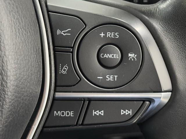 カムリ ＷＳ　盗難防止システム　サイドエアバッグ　パワステ　Ｐシート　クルーズコントロール　ＬＥＤヘッドライト　ナビ　ＤＶＤ　ＡＵＸ　メモリ－ナビ　スマートキー　キーフリー　ＥＴＣ　アルミ　ドライブレコーダー（10枚目）