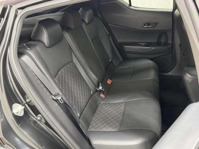 Ｃ－ＨＲ Ｇ　モード　ネロ　セーフティプラス　ＰＣＳ　点検記録簿　ワンオーナ　盗難防止　Ｒカメラ　ＬＥＤライト　アイドリングストップ　アルミ　クルーズＣ　エアバッグ　ＡＢＳ　エアロ　ナビ　スマートキ－　ＥＴＣ車載器　キーフリー　オートエアコン（15枚目）