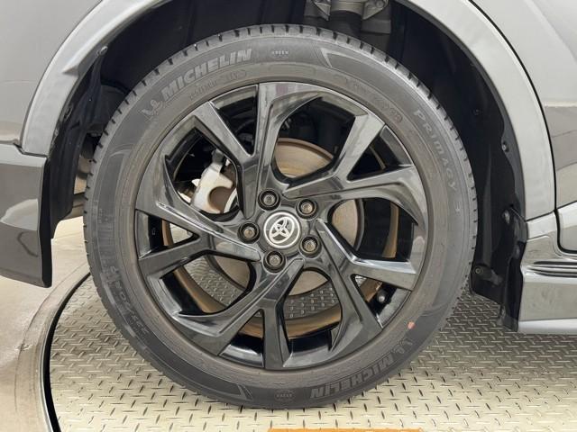 Ｃ－ＨＲ Ｇ　モード　ネロ　セーフティプラス　ＰＣＳ　点検記録簿　ワンオーナ　盗難防止　Ｒカメラ　ＬＥＤライト　アイドリングストップ　アルミ　クルーズＣ　エアバッグ　ＡＢＳ　エアロ　ナビ　スマートキ－　ＥＴＣ車載器　キーフリー　オートエアコン（18枚目）