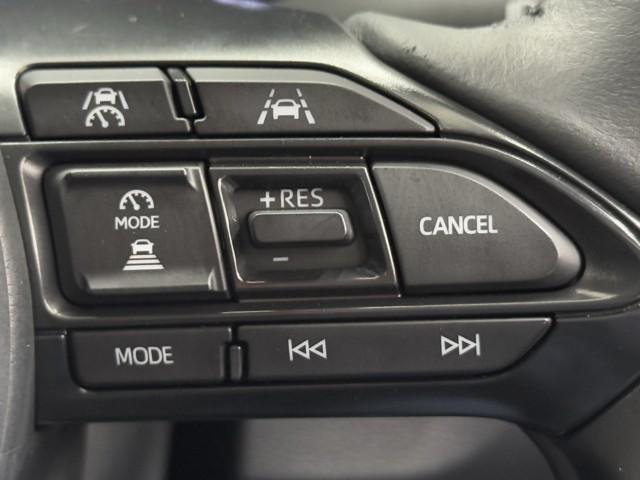 ヤリスクロス G ETC装備 リヤカメラ 点検記録簿 スマートエントリー イモビライザー オートエアコン アルミホイール キーレス パワーウィンドウ クルコン ABS ドライブレコーダー エアバッグ パワーステアリング(11枚目)