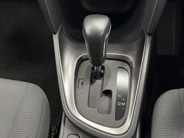 ヤリスクロス G ETC装備 リヤカメラ 点検記録簿 スマートエントリー イモビライザー オートエアコン アルミホイール キーレス パワーウィンドウ クルコン ABS ドライブレコーダー エアバッグ パワーステアリング(12枚目)