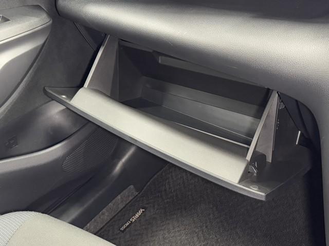 ヤリスクロス G ETC装備 リヤカメラ 点検記録簿 スマートエントリー イモビライザー オートエアコン アルミホイール キーレス パワーウィンドウ クルコン ABS ドライブレコーダー エアバッグ パワーステアリング(10枚目)