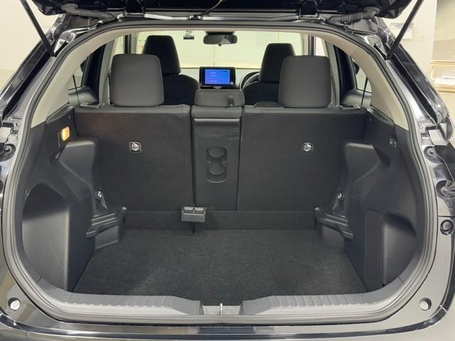 ヤリスクロス G ETC装備 リヤカメラ 点検記録簿 スマートエントリー イモビライザー オートエアコン アルミホイール キーレス パワーウィンドウ クルコン ABS ドライブレコーダー エアバッグ パワーステアリング(17枚目)