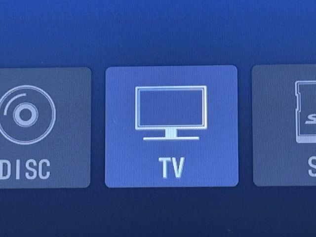 プリウス A AC100V 衝突軽減ブレーキシステム Bモニタ 記録簿有 LEDヘッド クルーズコントロール セキュリティー スマートキー パワーステアリング Pシート Iストップ ドライブレコーダー ETC(7枚目)