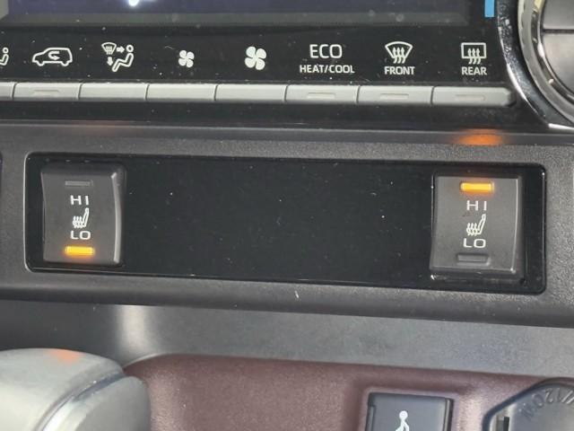 RAV4 ハイブリッドG 衝突被害軽減装置 ドライブレコーダ AC100V電源 バックモニター 整備記録簿 地デジTV LEDヘッドライト スマキー 電動シ-ト AWD TVナビ パワステ 横滑り防止装置 クルコン AAC(14枚目)