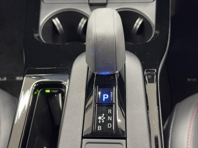 プリウス Z リアカメラ プリクラッシュ PWシート メモリナビ AC100V電源 LEDランプ ナビ・TV オートクルーズ アルミホイール ドライブレコーダ AC 運転席エアバッグ 横滑り防止装置 ETC付(11枚目)