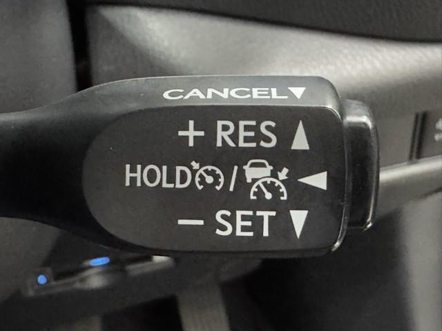 C-HR G モード ネロ セーフティプラス PCS 点検記録簿 盗難防止 Rカメラ LEDライト アイドリングストップ アルミ クルーズC エアバッグ ABS ナビ スマートキ- ETC車載器 キーフリー オートエアコン 横滑り防止 ドラレコ(9枚目)