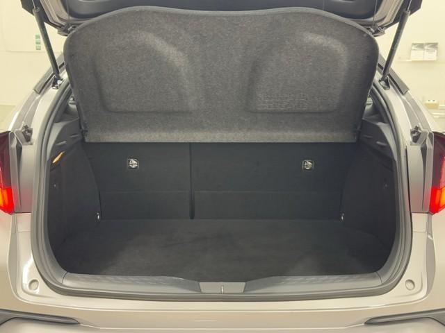 C-HR G モード ネロ セーフティプラス PCS AC100V電源 盗難防止 Rカメラ LEDライト アイドリングストップ ナビTV フルセグTV アルミ クルーズC エアバッグ ABS エアロ スマートキ- ETC車載器 キーフリー(17枚目)