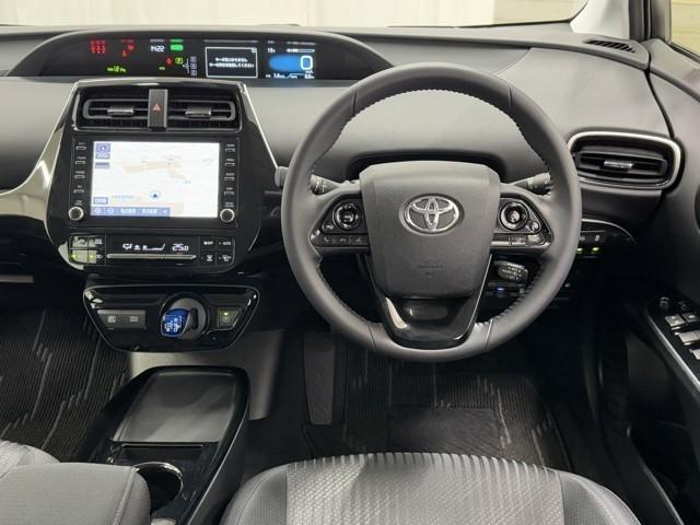 プリウス A AC100V 衝突軽減ブレーキシステム Bモニタ 記録簿有 LEDヘッド クルーズコントロール セキュリティー スマートキー パワーステアリング Pシート Iストップ ETC アルミホイル SRS(4枚目)