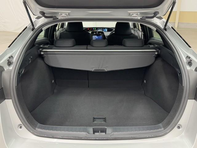プリウス A AC100V 衝突軽減ブレーキシステム Bモニタ 記録簿有 LEDヘッド クルーズコントロール セキュリティー スマートキー パワーステアリング Pシート Iストップ ETC アルミホイル SRS(17枚目)