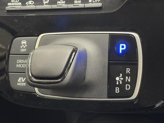 アクア B AC100V エアコン 前席パワーウィンドウ ESC オートクルーズコントロール LEDライト エアバッグ メモリーナビ パワステ ナビ アイドリングストップ 記録簿 ミュージックプレイヤー接続可(12枚目)