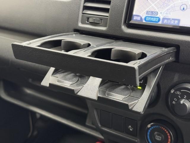 ハイエースバン ロングDX ワンセグ リモコンキー ABS エアバック イモビライザー パワステ パワーウィンドー メモリーナビ ドラレコ バックモニター マニュアルエアコン ナビTV 衝突軽減 記録簿 AUX(11枚目)