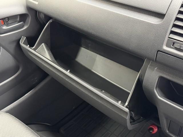 ハイエースバン ロングDX ワンセグ リモコンキー ABS エアバック イモビライザー パワステ パワーウィンドー メモリーナビ ドラレコ バックモニター マニュアルエアコン ナビTV 衝突軽減 記録簿 AUX(12枚目)