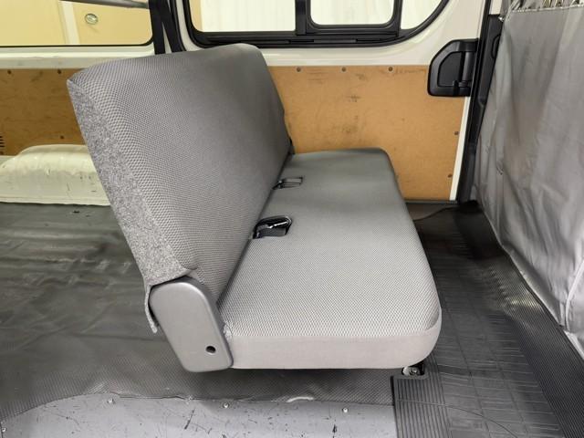 ハイエースバン ロングDX ワンセグ リモコンキー ABS エアバック イモビライザー パワステ パワーウィンドー メモリーナビ ドラレコ バックモニター マニュアルエアコン ナビTV 衝突軽減 記録簿 AUX(16枚目)