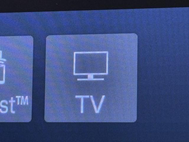 アルファード 2.5S タイプゴールド イモビ バックモニタ- LEDランプ リアオートエアコン 点検記録簿 ドライブレコーダ エアコン DVDプレーヤー 横滑防止装置 AC100V電源 アルミ パワーウィンドウ メディアプレイヤー接続(8枚目)