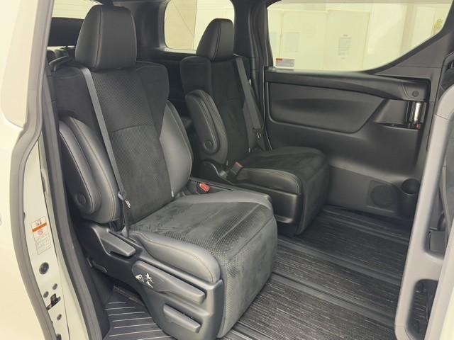 アルファード 2.5S タイプゴールド イモビ バックモニタ- LEDランプ リアオートエアコン 点検記録簿 ドライブレコーダ エアコン DVDプレーヤー 横滑防止装置 AC100V電源 アルミ パワーウィンドウ メディアプレイヤー接続(17枚目)